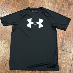 UNDER ARMOUR LOOSE FIT HEATGEAR Youth Boys XL
